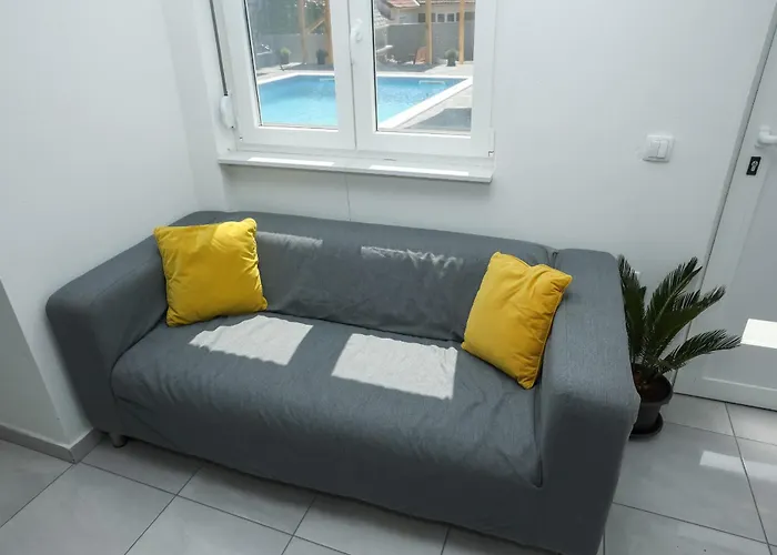 Mia With Pool Villa Donje Rastane