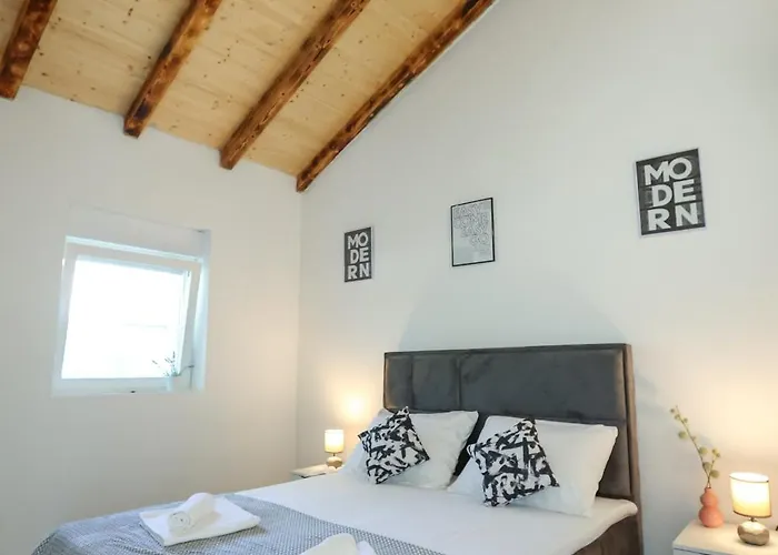 Villa Mia With Pool *